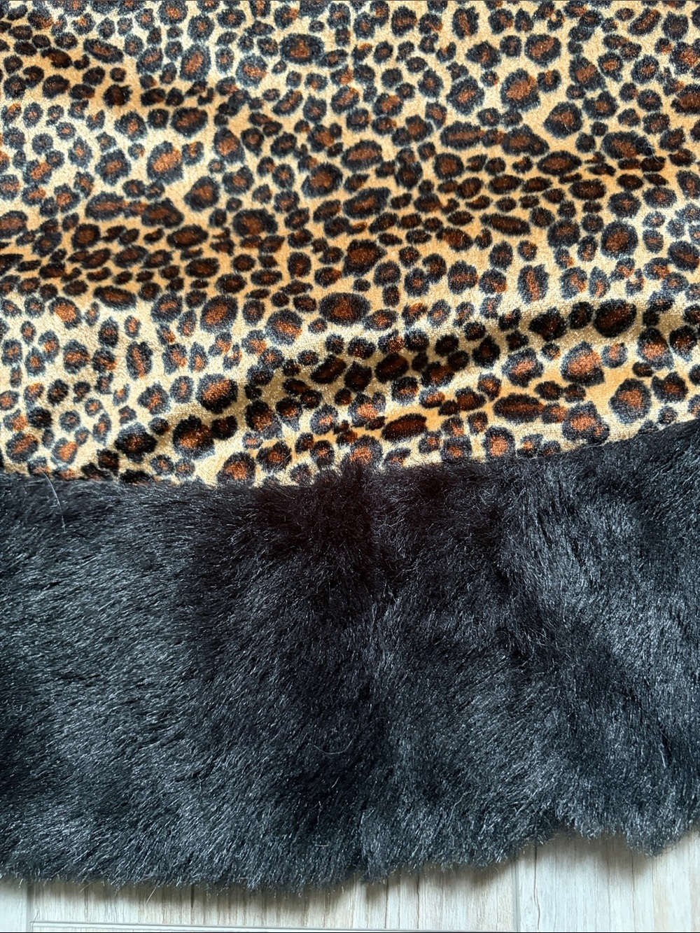 Donna Salyers' Fabulous Furs Faux Fur Cheetah Animal Print Christmas Tree Skirt
